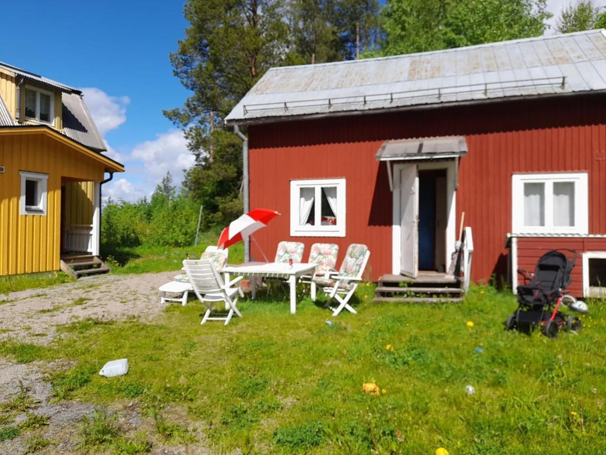 Small Bedroom, Outside Toilet, Shower Kitchen, 120 M From Sandbach Bräcke Exterior photo